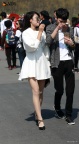 漂亮的白裙美腿高跟时尚少妇